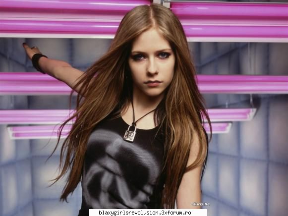 am mai gasit cateva maai :nebun:  :rotfl: avril lavigne