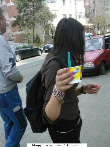 :zzz: 
reclama la nesquik :rotfl: just me rux