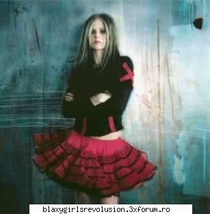 sont zzoper maai kidodo :nebun:  :nebun: avril lavigne