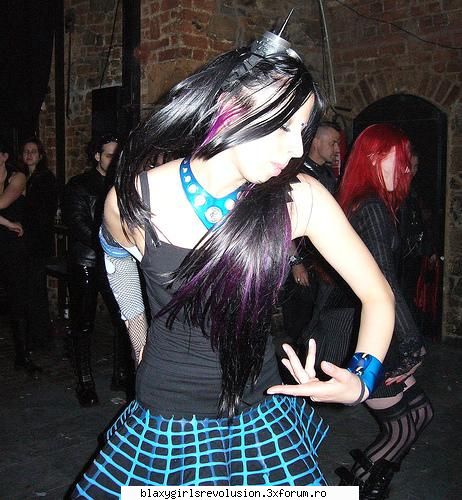 goth pics place kom imbrakat &nbsp;