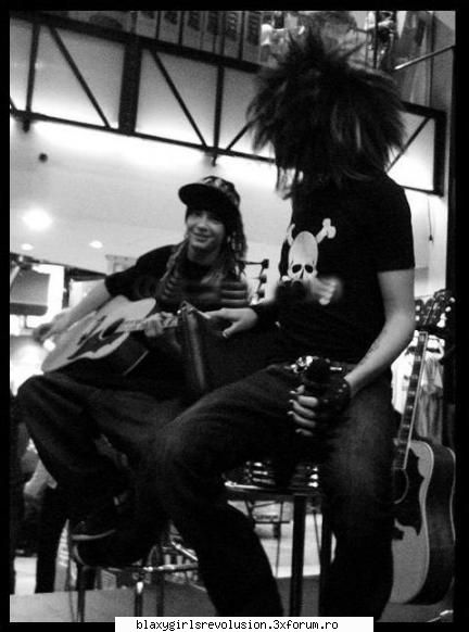 :rotfl:  :rotfl:  :rotfl: bn :limba:  tokio hotel