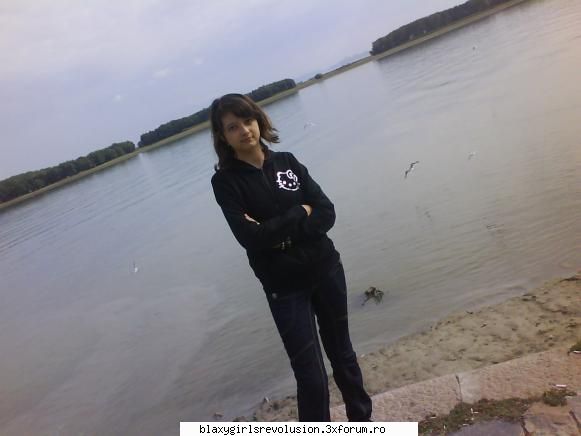 atunci mai baga poze acel topik tau &nbsp; aici shi ciorile &nbsp; [zboara &nbsp;