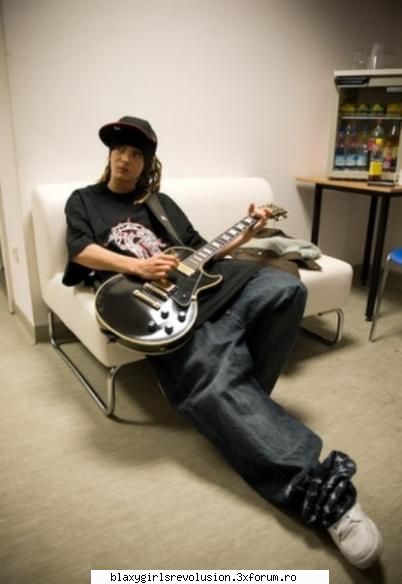 tokio hotel mine tom omu` asta!