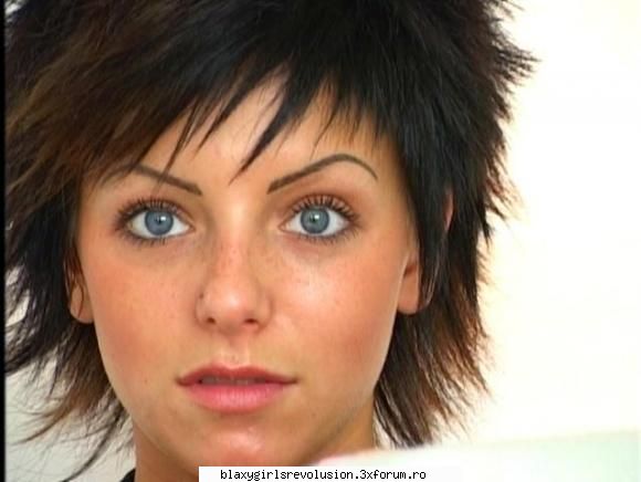 t.a.t.u. julia sau iulia nush exact