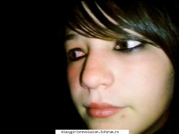 :-??
ma chioram pi perete :rotfl:  :rotfl:  :zzz: є
