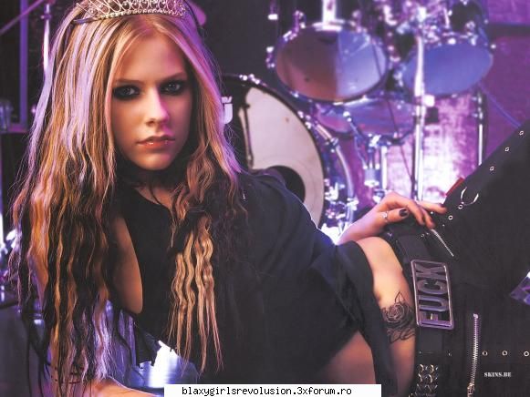 shi asta e zooper :nebun: avril lavigne