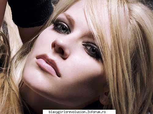 avril lavigne dar mai pon maai nam face