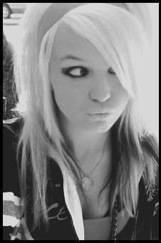 emo pics - nu ka miar place asa mult astia emo dar - �Arhiva~forumuri�