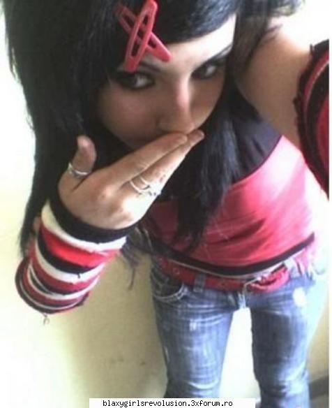 emo pics - AcadeleLipicioase - �Arhiva~forumuri�